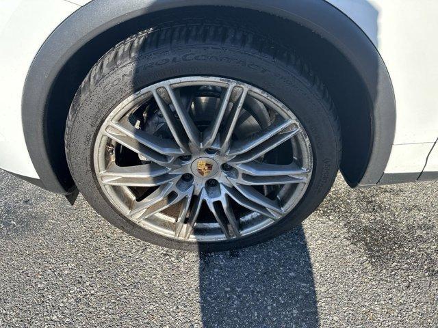 2016 porsche cayenne base