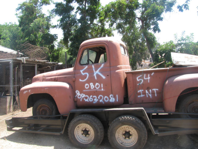 1954 international harvester r-112