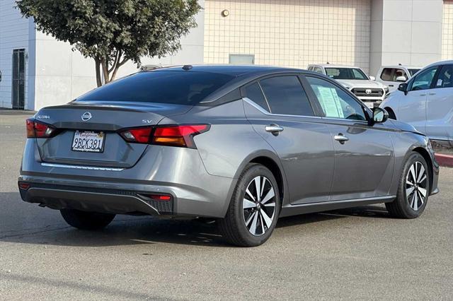 2022 nissan altima 2.5 sv
