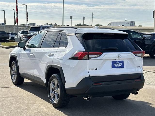 2024 toyota rav4 xle