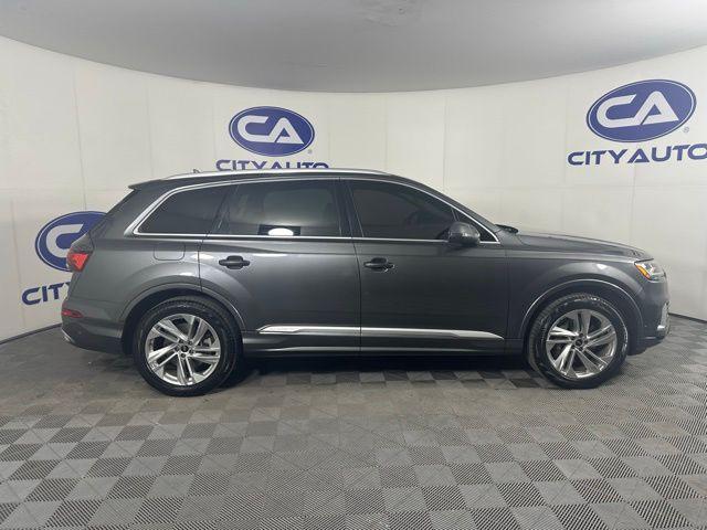2021 audi q7 45 premium plus
