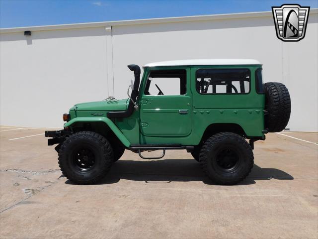 1980 toyota land cruiser base