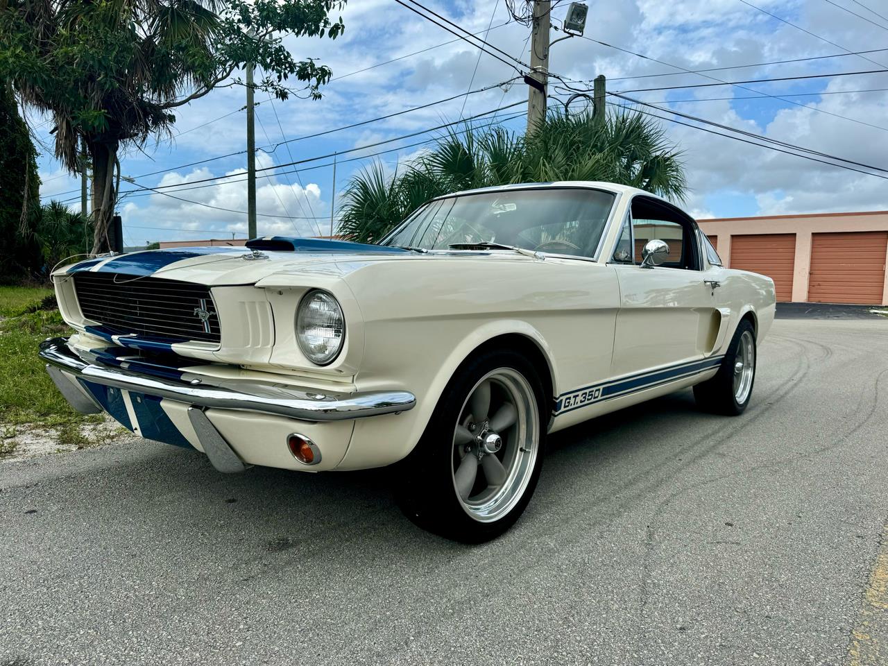 1966 ford mustang