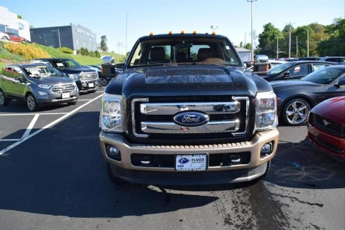 2012 ford f-350 super duty lariat 4x4 lariat 4dr crew cab 8 ft. lb srw pickup for sale in east greenwich, rhode island