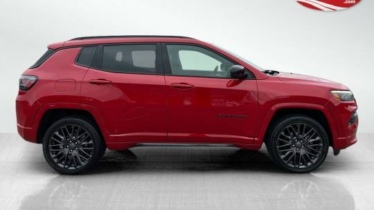 2022 Jeep se