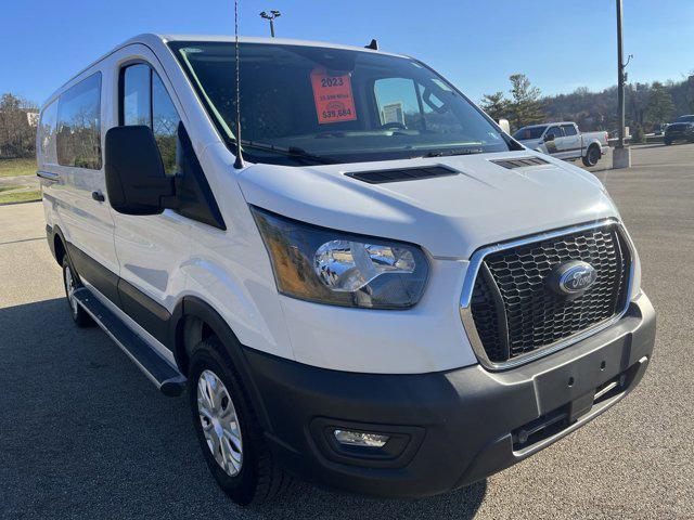 2023 ford transit-250 base