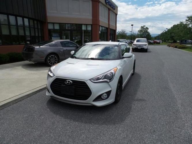 2015 hyundai veloster turbo r-spec r-spec 3dr coupe w/red seats for sale in bennington, vermont