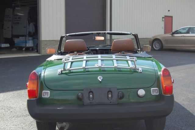 1977 mgb roadster with hardtop, 1/2 tonneau and full tonneau great little car!