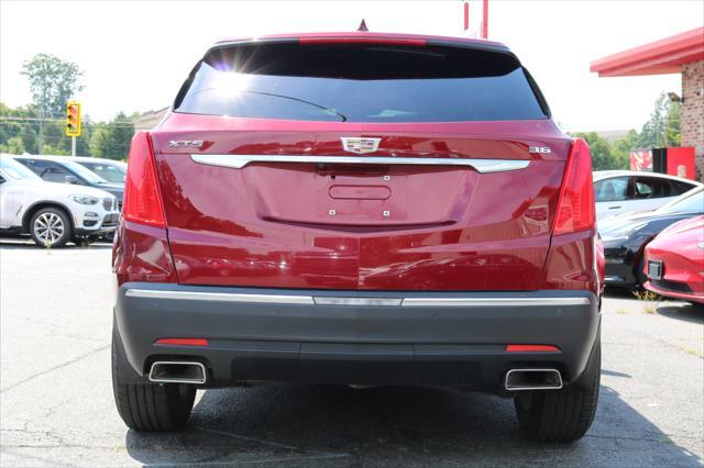 2017 cadillac xt5 base