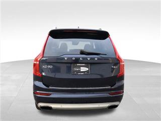 2016 Volvo XC90 t6 momentum