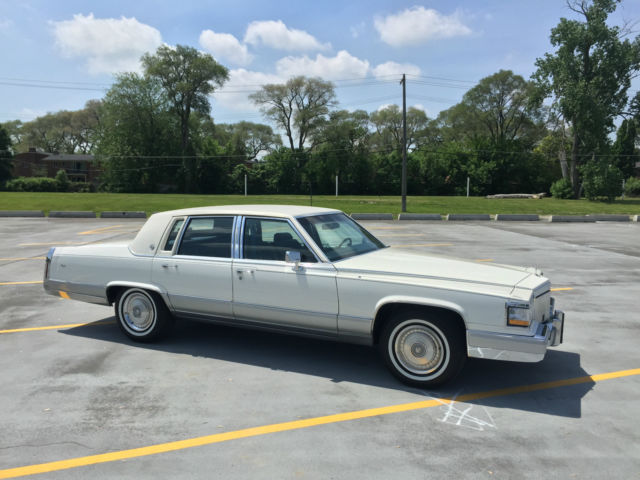 1991 cadillac brougham sedan 4-door mint no rust