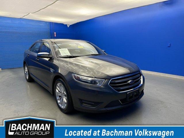 2019 ford taurus limited