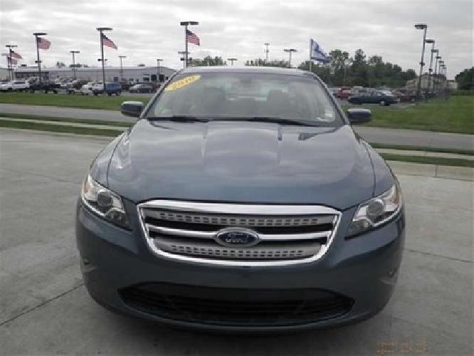 2010 ford taurus in greenwood, in