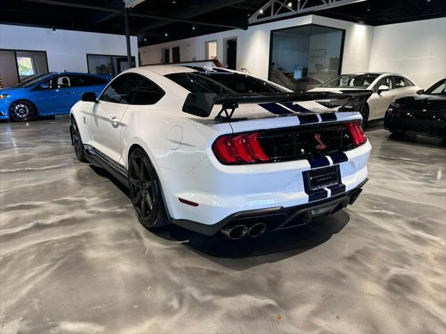 2022 ford mustang gt