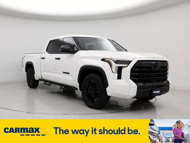 2022 toyota tundra sr5