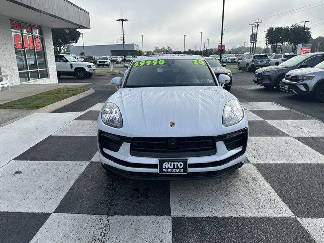 2024 porsche macan base