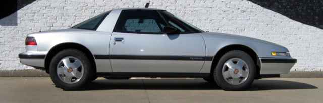 buick reatta 1989 2 seat luxury coupe vintage style gt