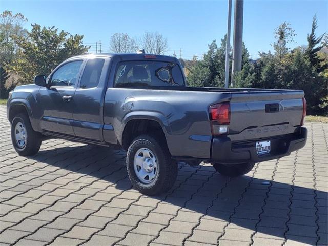 2022 toyota tacoma sr