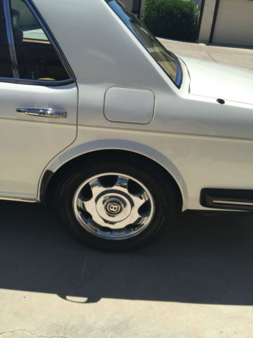 1993 bentley brooklands... outstanding condition
