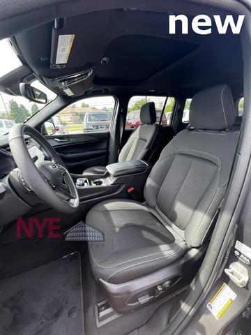 2024 jeep grand cherokee laredo