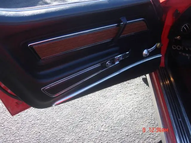 1975 corvette convertable