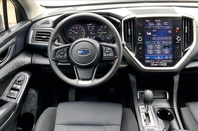 2023 subaru ascent base 8-passenger