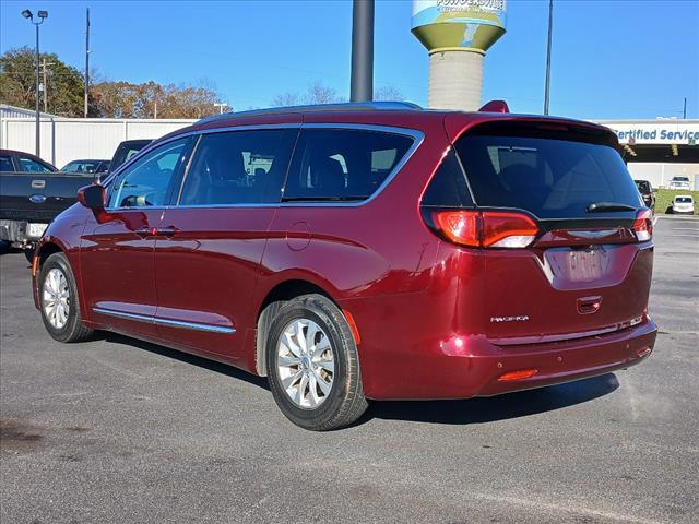 2018 chrysler pacifica touring-l