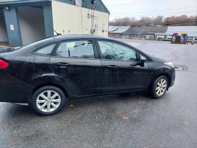 2011 ford fiesta se