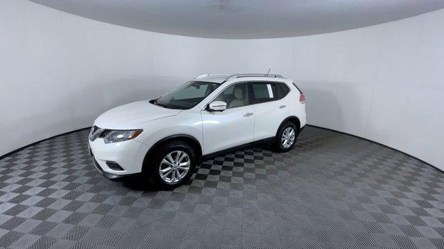 2016 nissan rogue sv