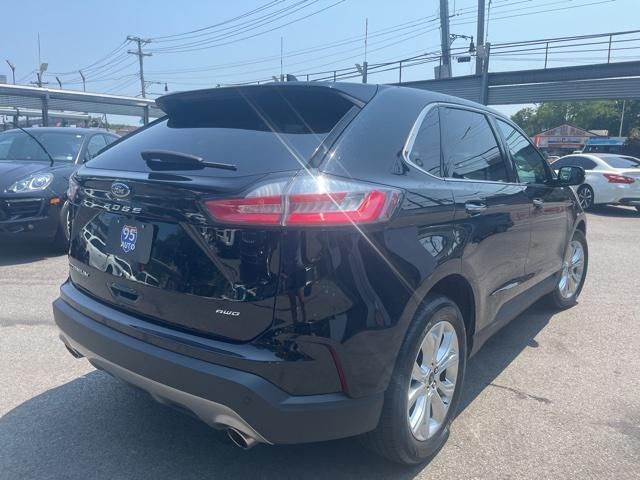 2022 ford edge titanium