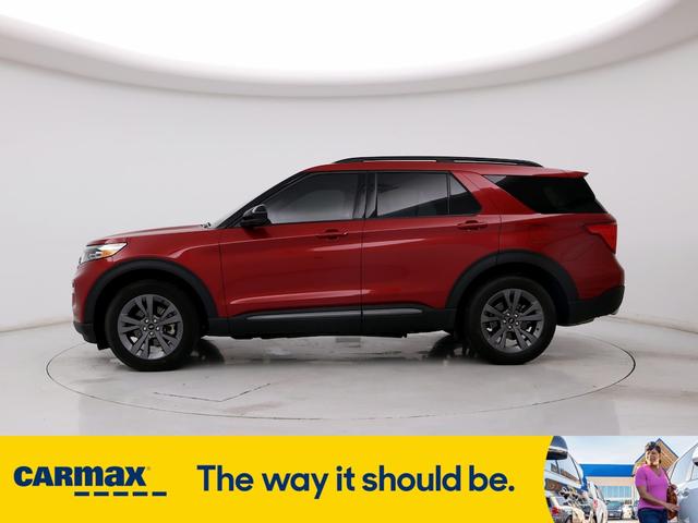 2022 ford explorer xlt