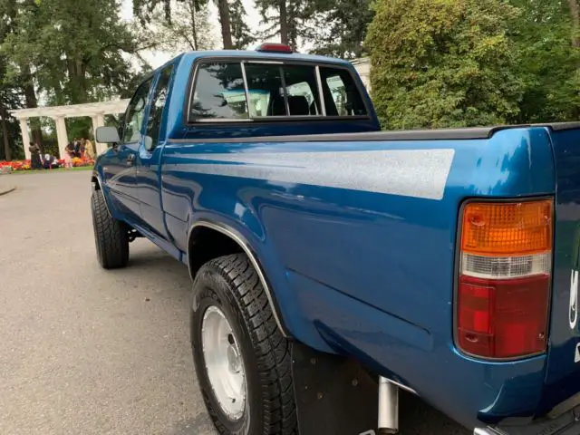 1994 toyota pickup dlx 4x4 low miles v6 3.0 tacoma sr5