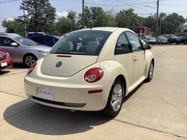 2008 volkswagen new beetle s