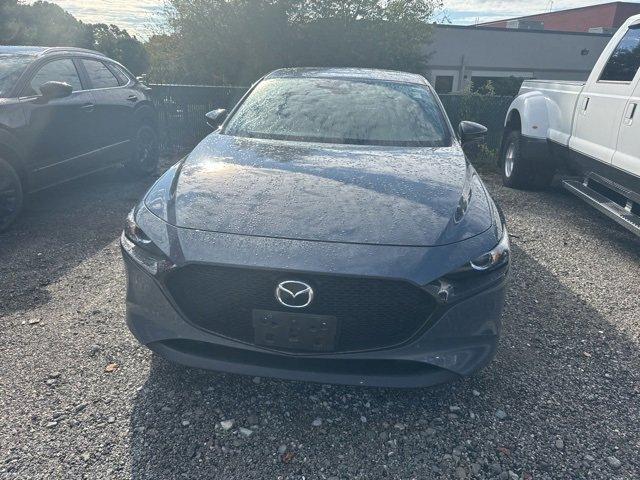 2022 mazda mazda3 carbon edition