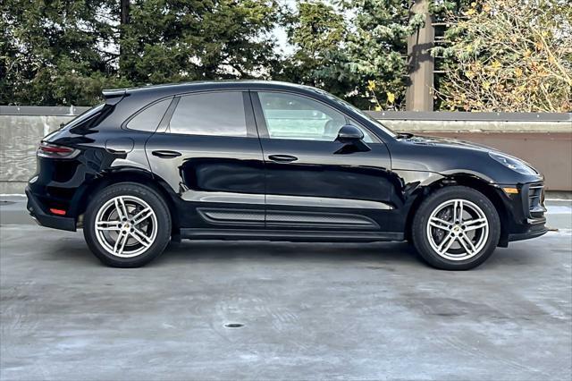 2024 porsche macan base
