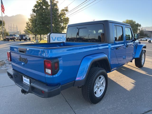 2023 jeep gladiator sport s
