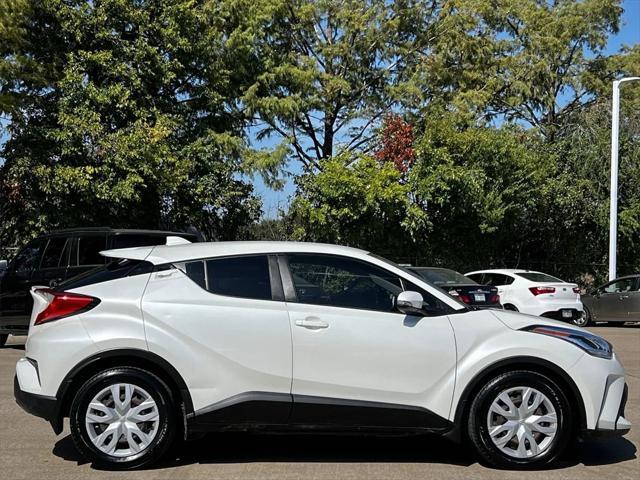 2021 toyota c-hr le
