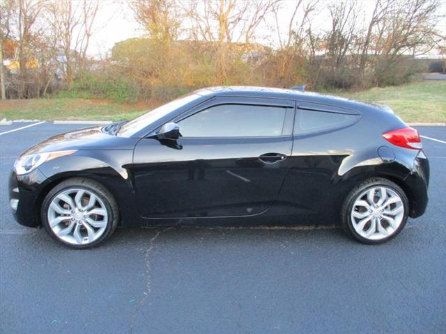 2013 hyundai veloster base
