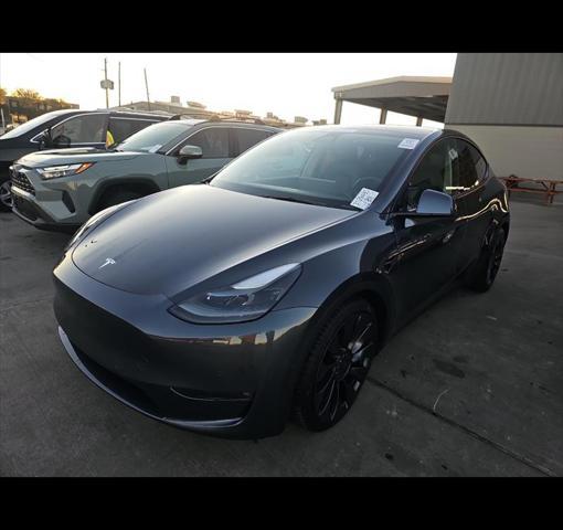 2022 tesla model y performance dual motor all-wheel drive