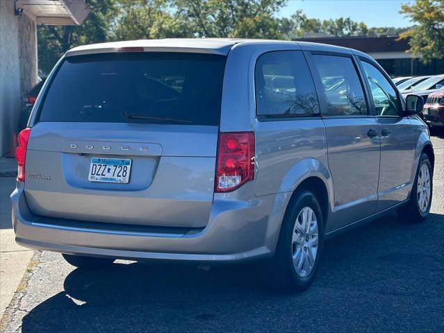 2019 dodge grand caravan se