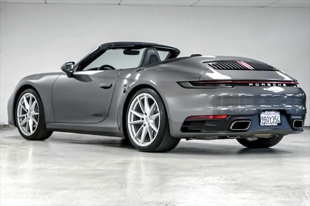 2022 porsche 911 carrera
