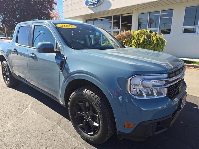 2022 ford maverick lariat