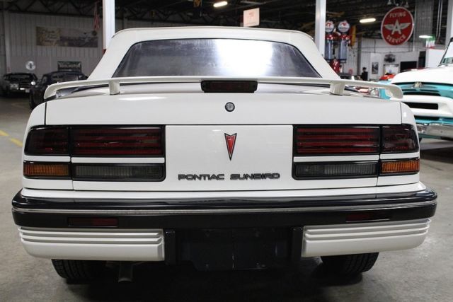 1990 pontiac sunbird 75411 miles white convertible 2.0l i4 automatic