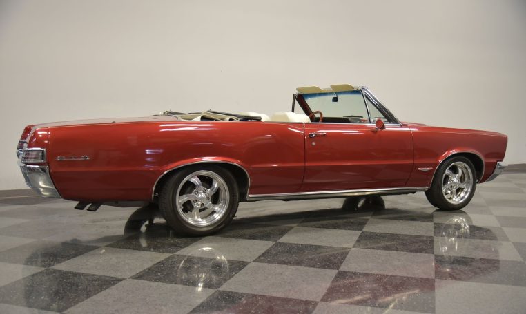 1965 pontiac lemans gto