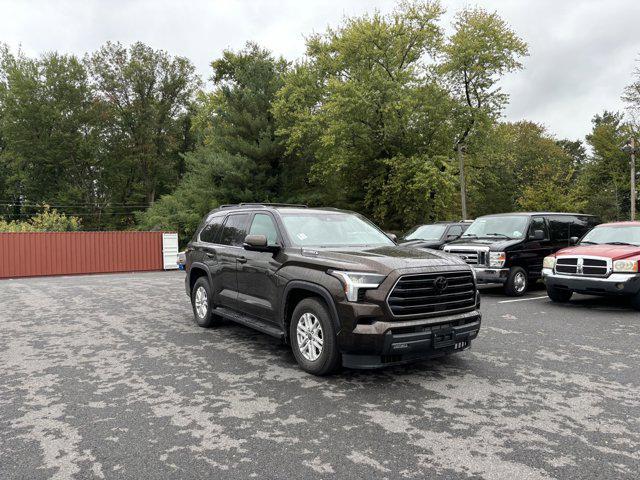2023 toyota sequoia sr5