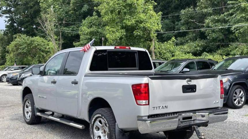 2014 nissan titan s