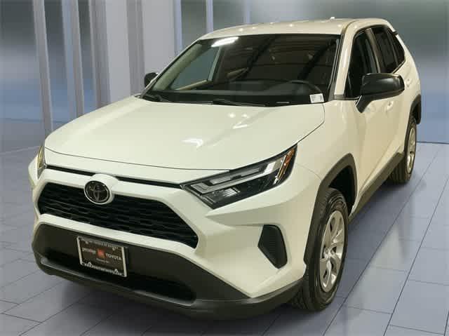 2023 toyota rav4 le