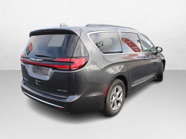 2022 chrysler pacifica limited