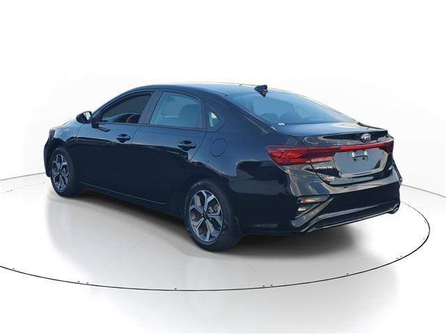 2021 kia forte lxs