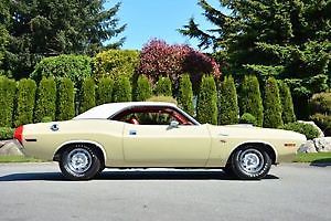 1970 dodge challenger r/t very rare 1 of 2 with 440 4bbl factory n96 shaker hood